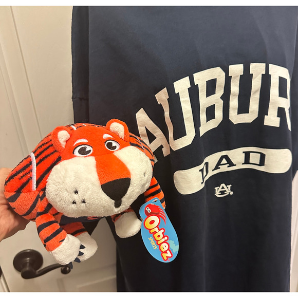 VTG Auburn University Dad XXL Champion T-Shirt with Aubie Tiger Plush NCAA SEC - Picture 6 of 16